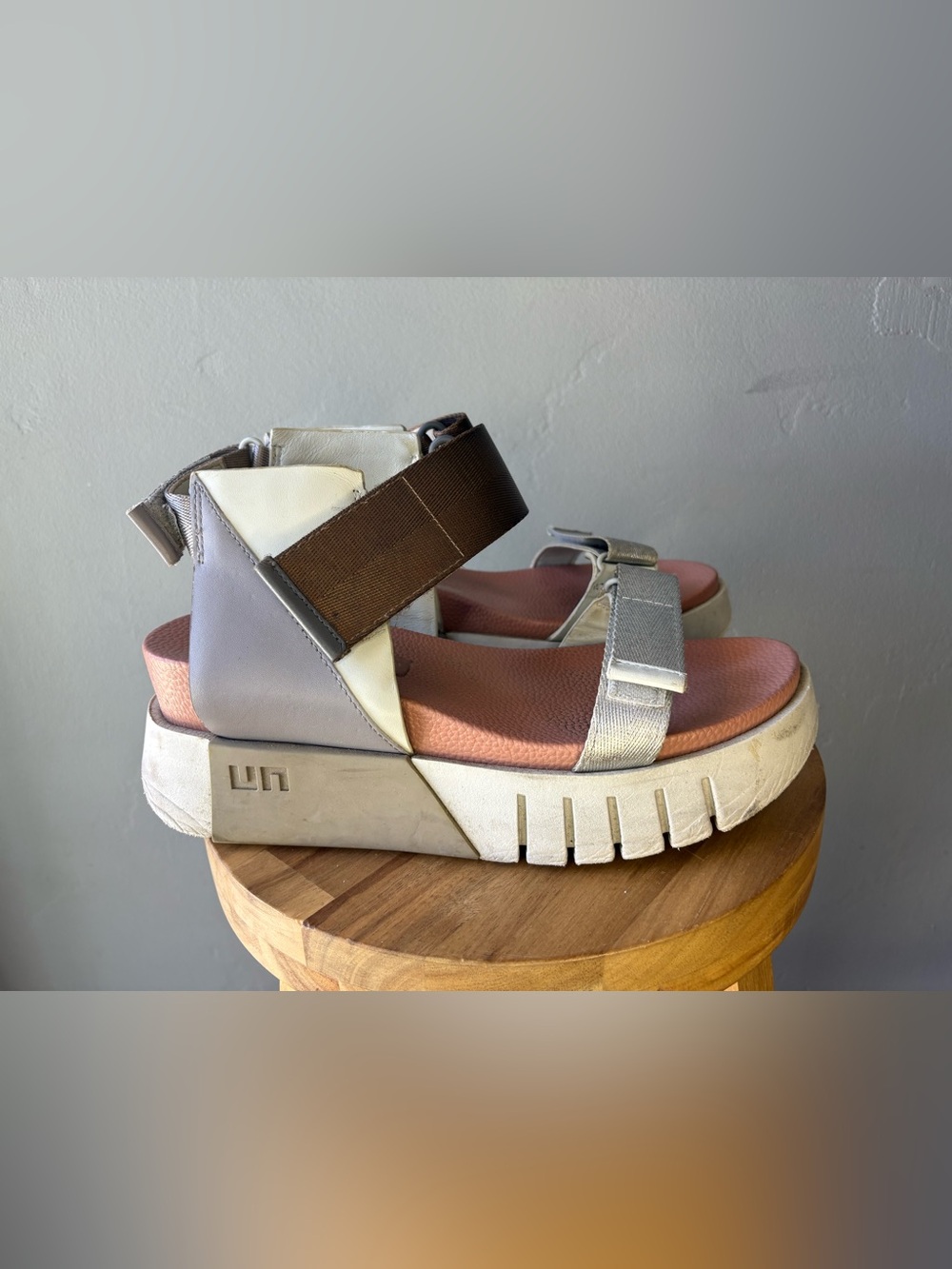 United Nude Delta Run ~ Size 40 - Picture 2 of 8